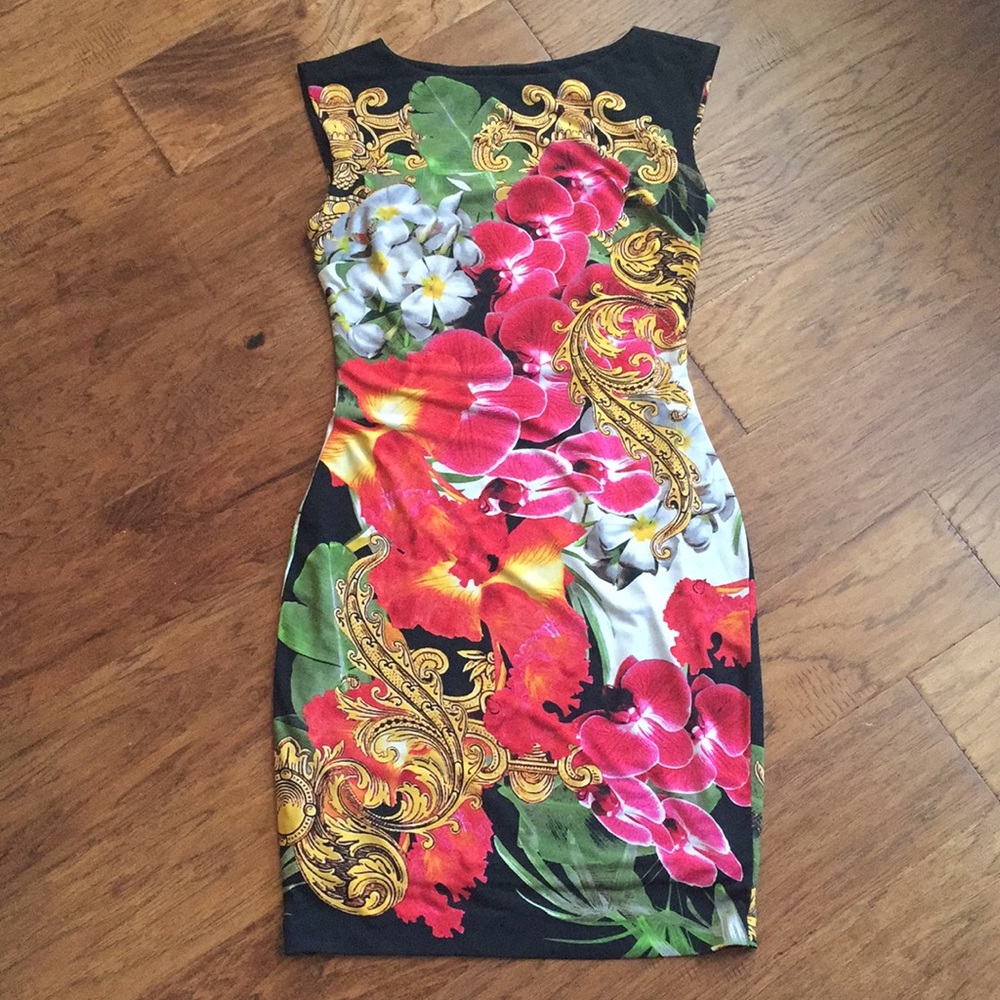 Cache dress